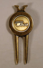 Divot Tool With Belt Clip